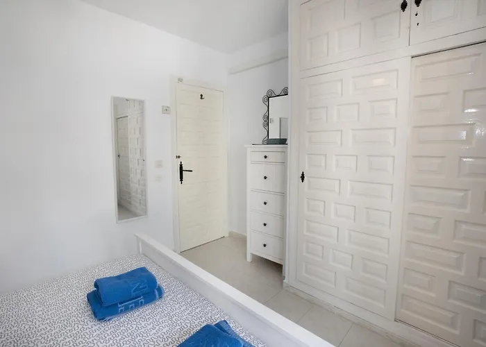 Nueva 71 Menyber Casa de Férias Nerja