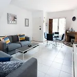 Nueva 71 Menyber Сasa de vacaciones